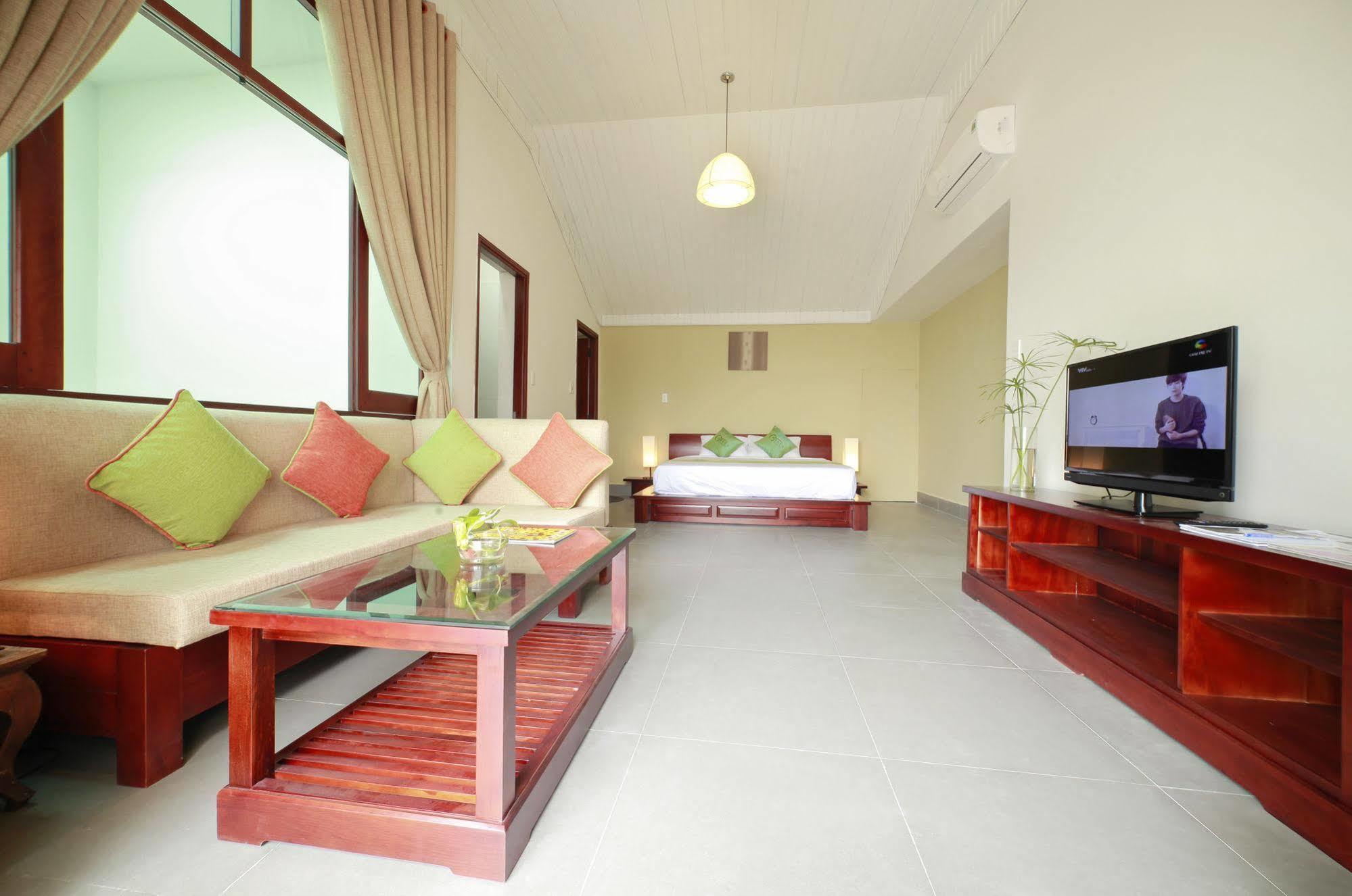 Green Valley Homestay Хойан Экстерьер фото